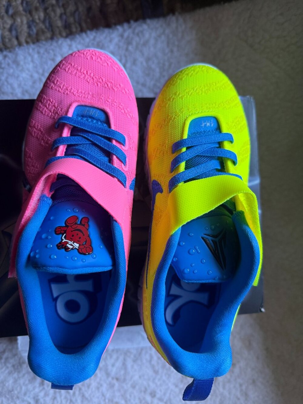 NIKE JA3 KOOL-AID LITTLE KIDS PINK LEMONADE SZ 2.5